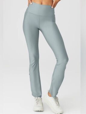 ALO Yoga Cosmic Grey Game Changer Airlift 7/8 Length Flared Leggings